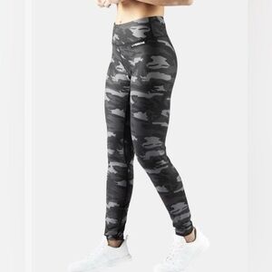 Livesore Brand Crossfit Leggings Size XL Gym running Squat proof never worn